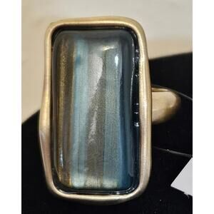 Vtg Chico’s Tara Gold Tone Blue Cabochon Statement Ring Size 7 NWT